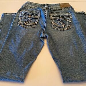 Silver Jeans Co. Suki distressed jeans W28/L31.